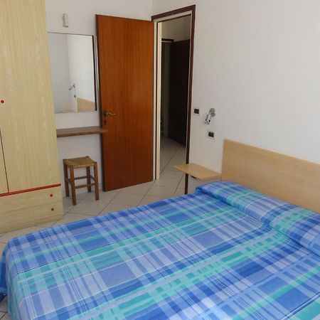 Ivana - Appartamenti Bibione Habitación foto