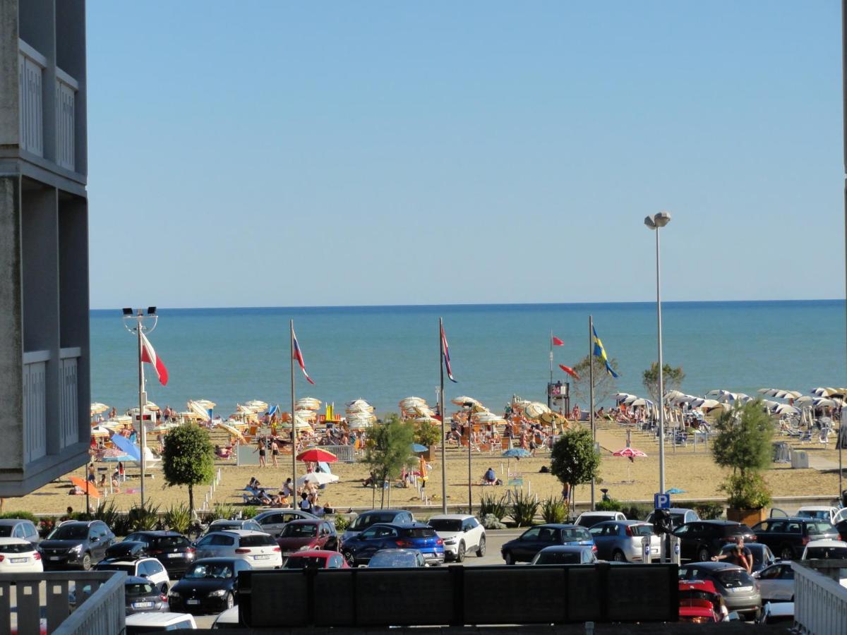 Ivana - Appartamenti Bibione Exterior foto